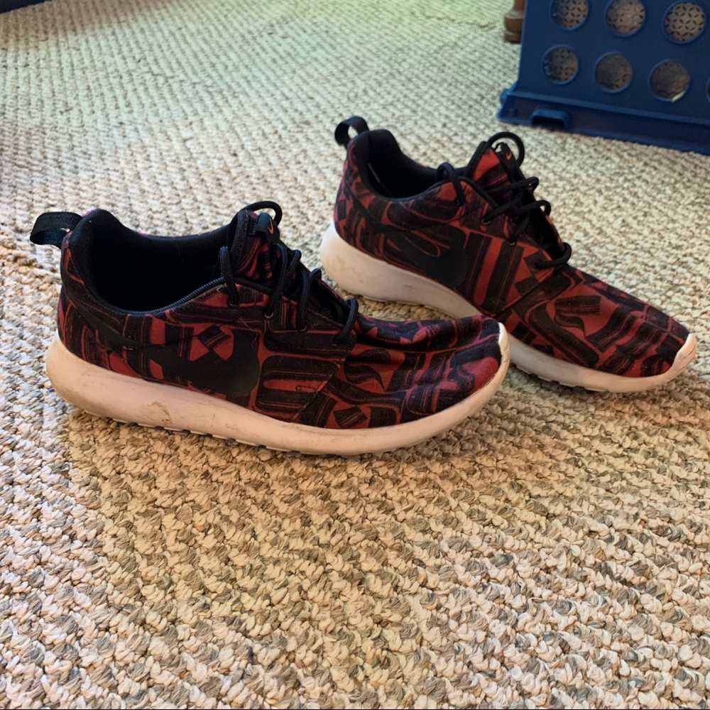 Nike Roshe Shoes